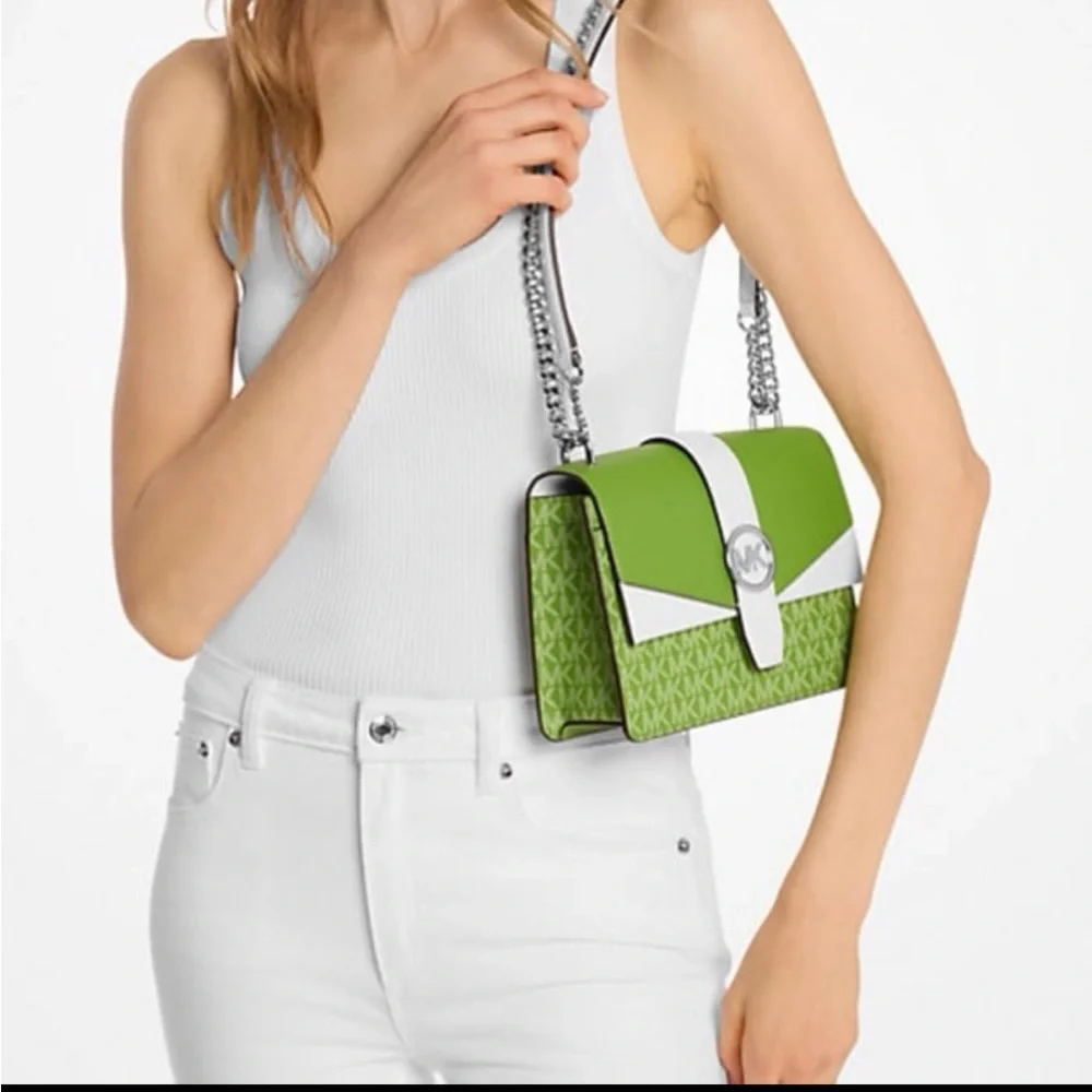 Michael Kors Greenwich Small Color-Block Signature Logo FlapCrossbody Bag
Jungle - Picture 2 of 16